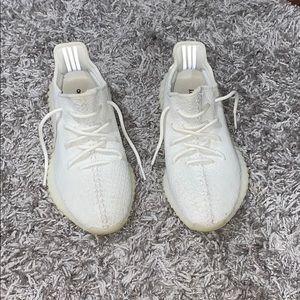 yeezy 350 v2 sneakers